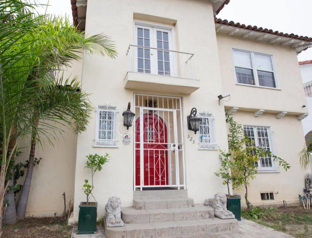 Cinema Hsr19-19-001050 Bed & Breakfast