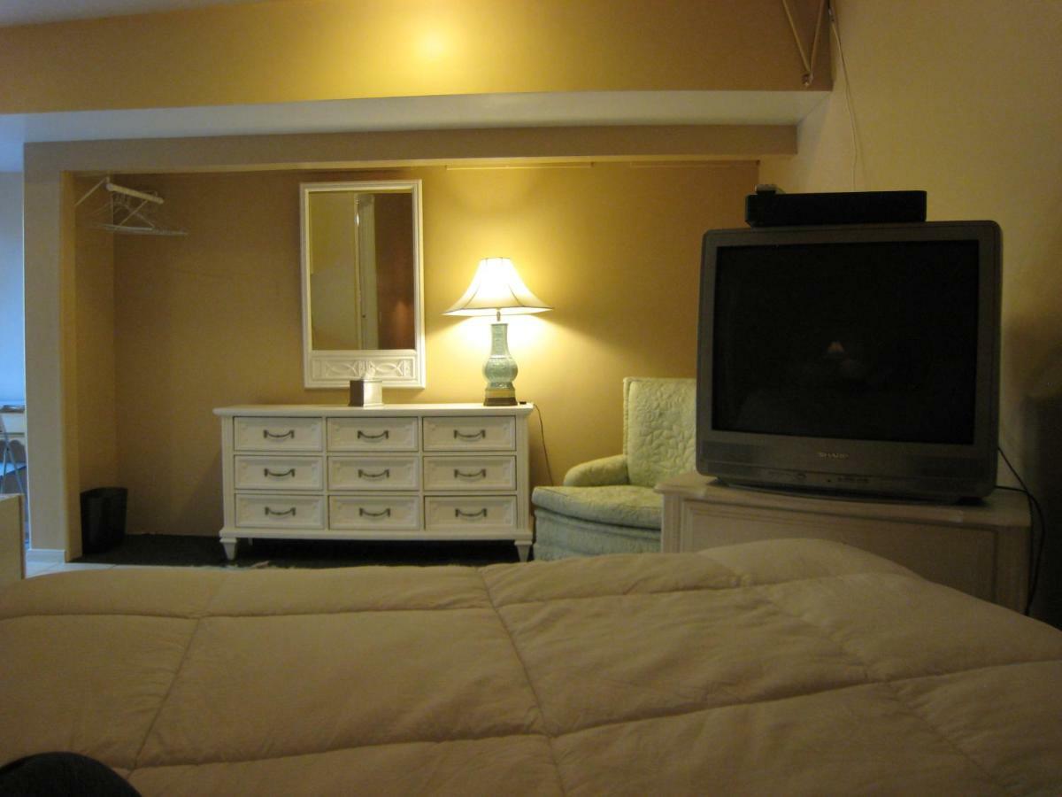 Cinema Hsr19-19-001050 Bed & Breakfast Los Angeles